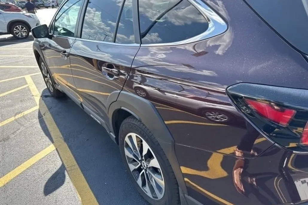 2024 Subaru Outback Limited photo 1
