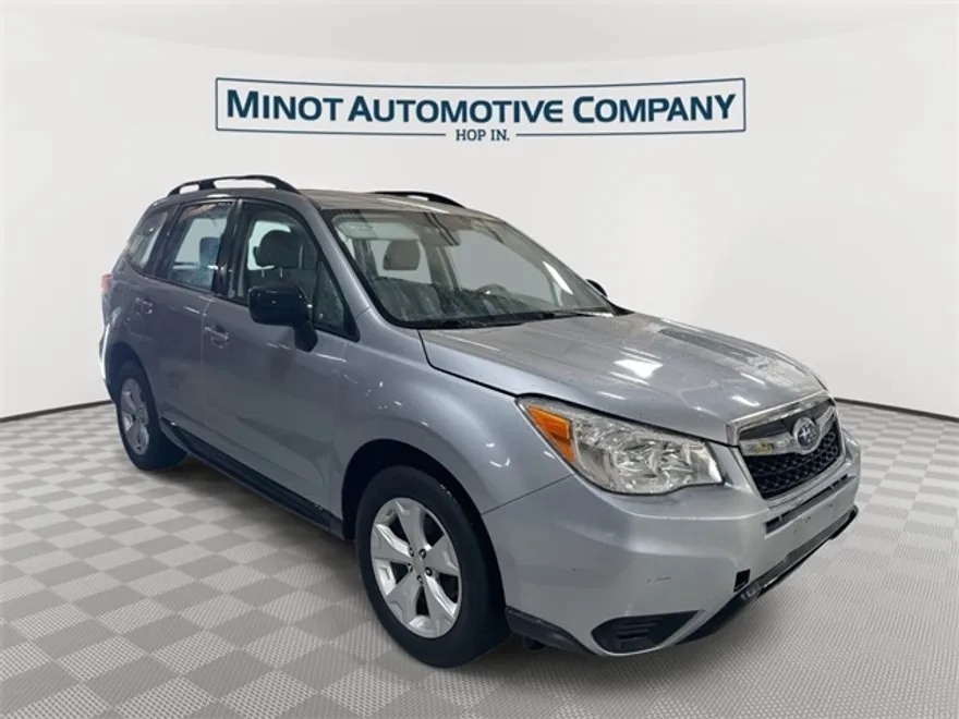 2015 Subaru Forester 2.5i photo 1