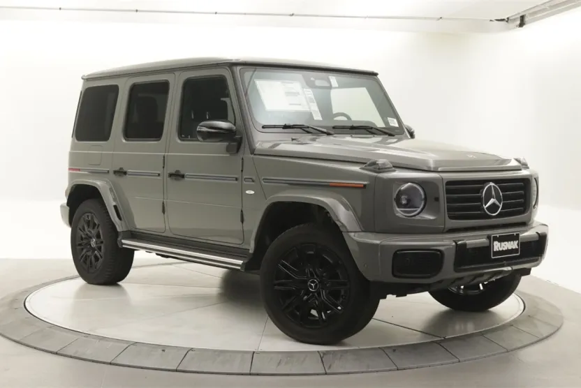 2025 Mercedes Benz G photo 1