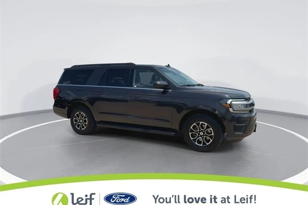 2024 Ford Expedition MAX XLT photo 1