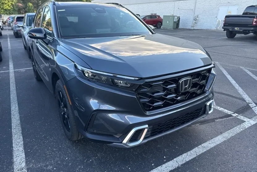 2026 Honda CR-V Hybrid Sport Touring photo 1