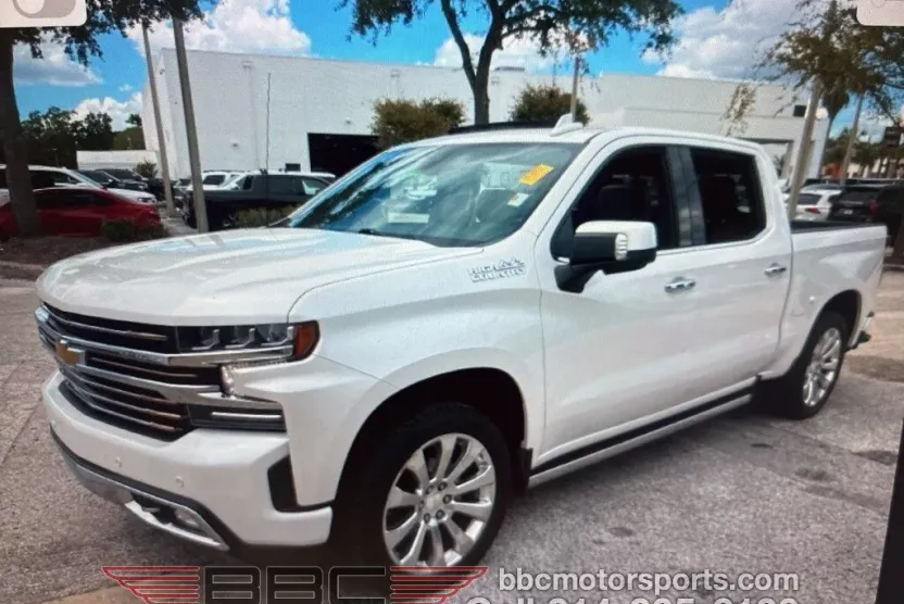2022 Chevrolet Silverado 1500 High Country photo 1