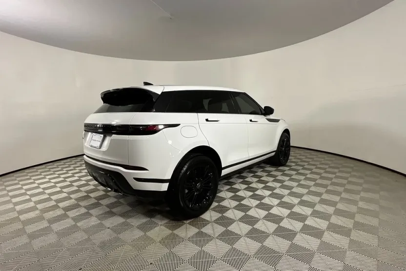2024 Land Rover Range Rover Evoque S photo 1