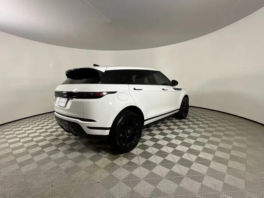 2024 Land Rover Range Rover Evoque S photo 1