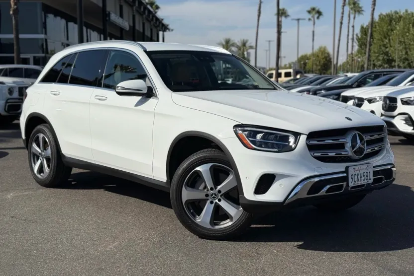 2022 Mercedes Benz GLC 300 4MATIC photo 1