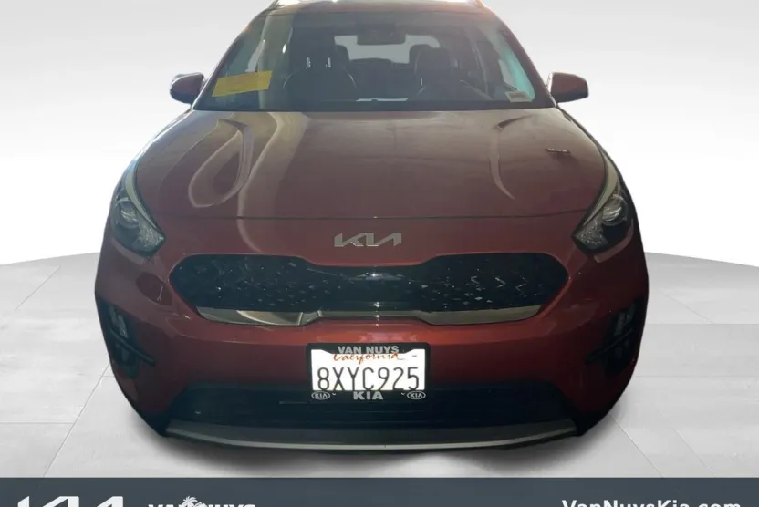 2022 Kia Niro LXS photo 1