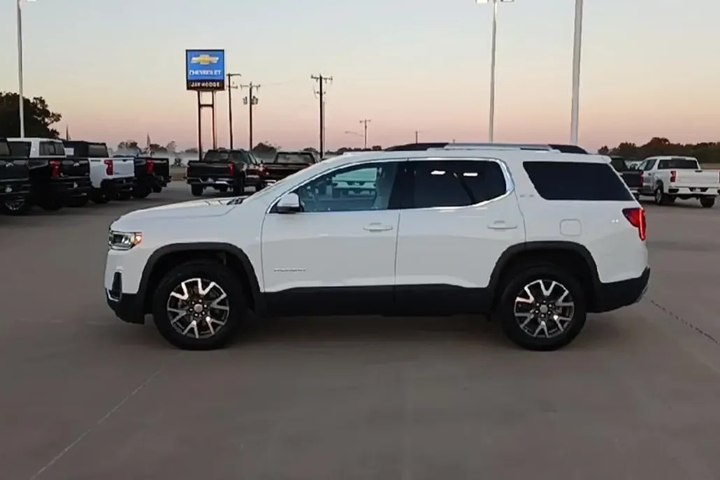 2023 Gmc Acadia SLE photo 1