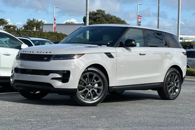 2025 Land Rover Range Rover Sport P360 S photo 1
