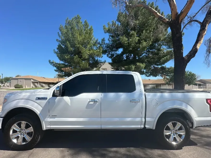 2015 Ford F-150 photo 1