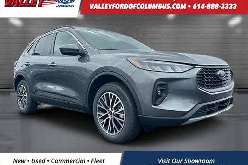 2024 Ford Escape Plug-In Hybrid photo 1