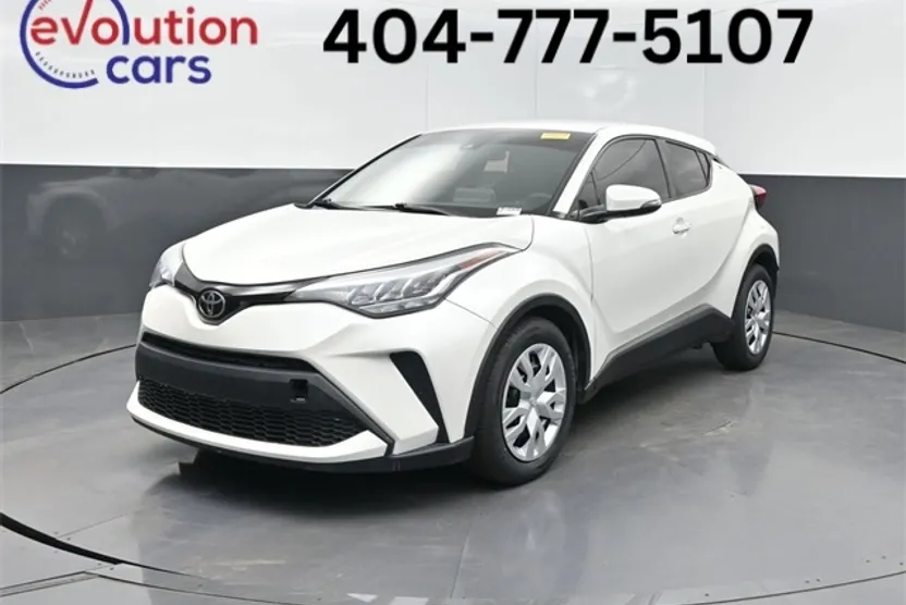 2020 Toyota C-HR LE photo 1