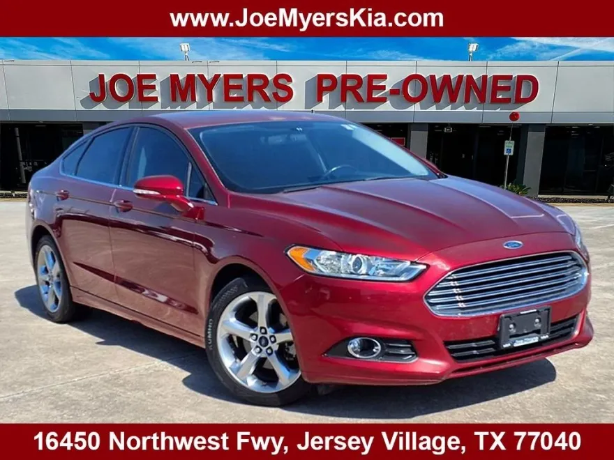 2014 Ford Fusion SE photo 1