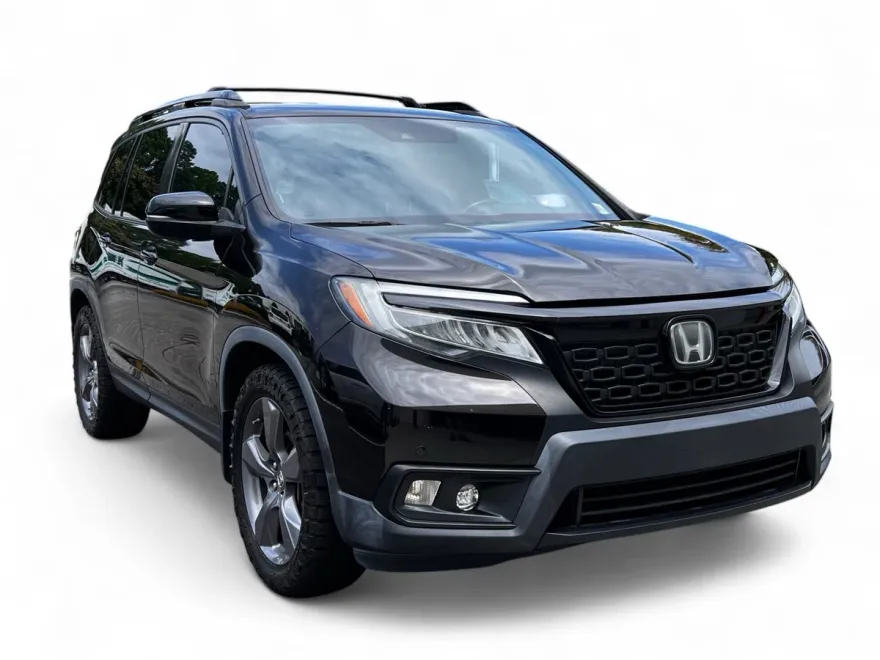 2019 Honda Passport Touring photo 1