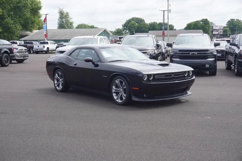 2020 Dodge Challenger R/T photo 1