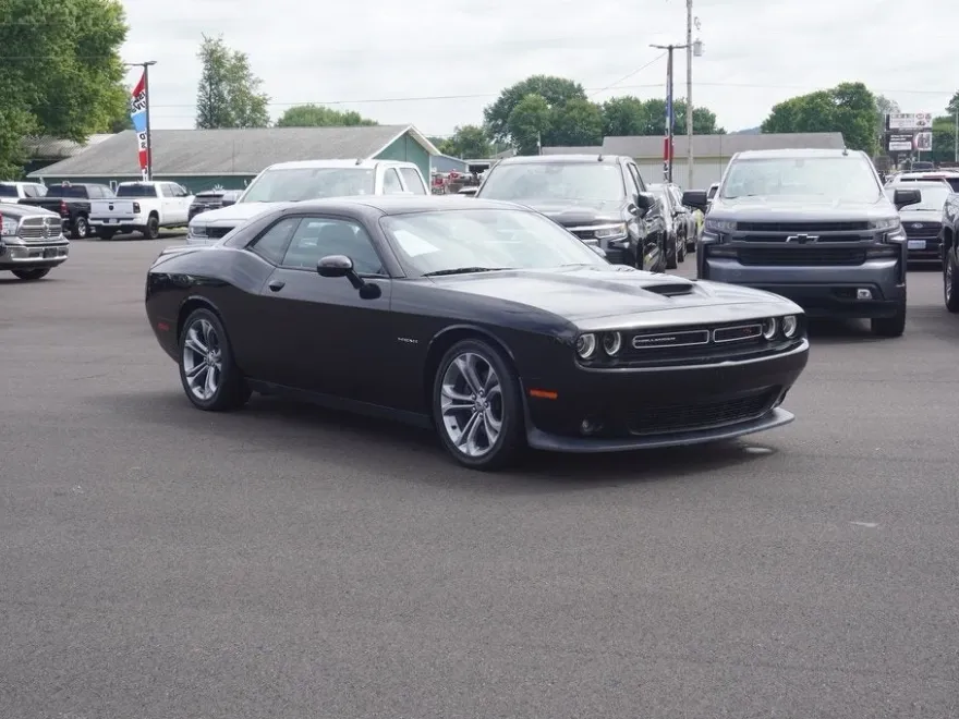 2020 Dodge Challenger R/T photo 1