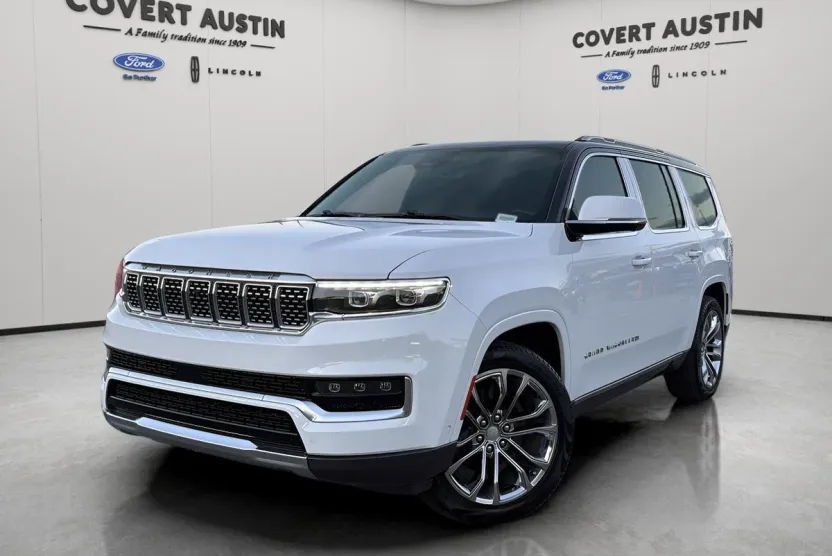 2022 Jeep Grand Wagoneer I photo 1