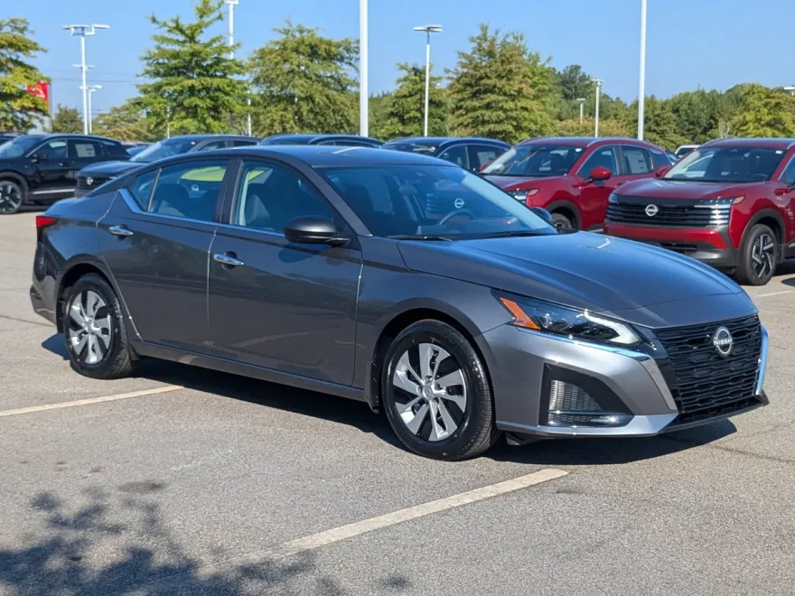 2025 Nissan Altima 2.5 S photo 1