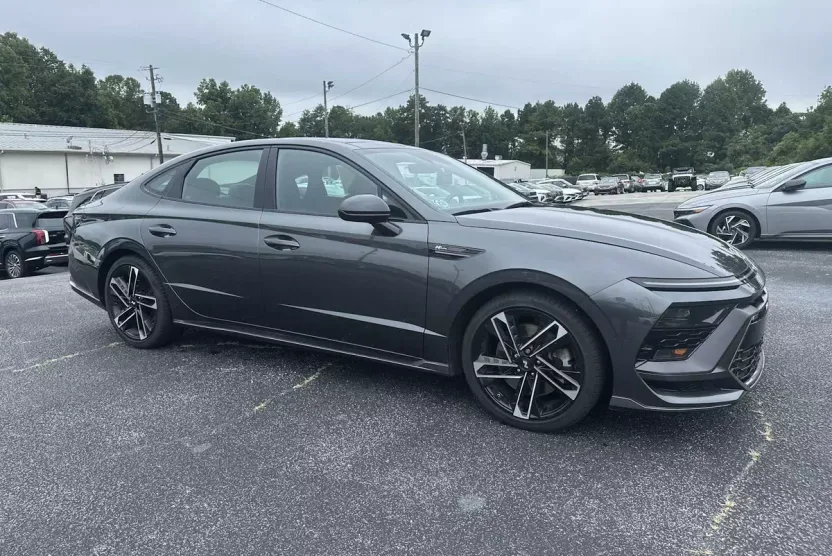 2024 Hyundai Sonata N Line photo 1