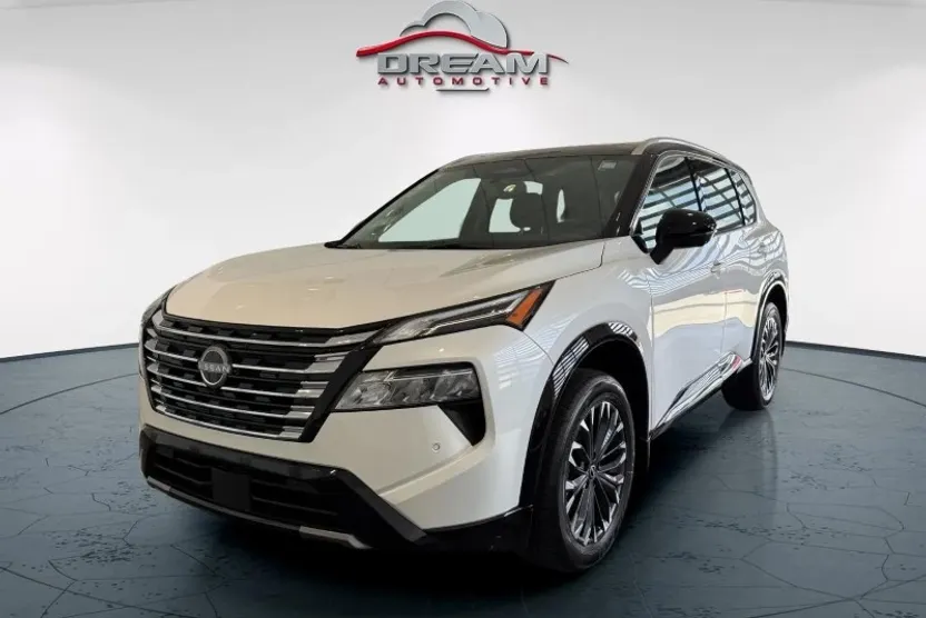 2025 Nissan Rogue Platinum photo 1