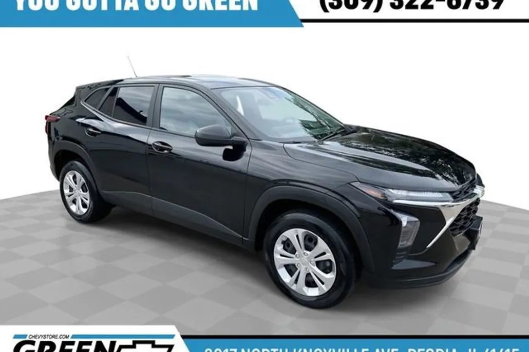 2024 Chevrolet Trax LS photo 1