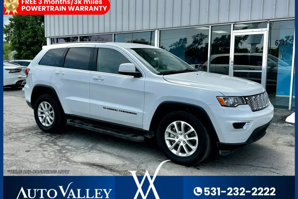 2022 Jeep Grand Cherokee Laredo E Sport photo 1