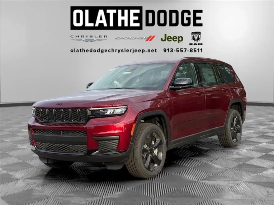 2025 Jeep Grand Cherokee Laredo Altitude photo 1