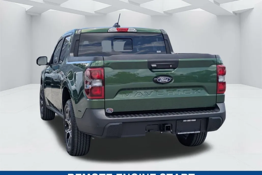 2025 Ford Maverick Lariat photo 1