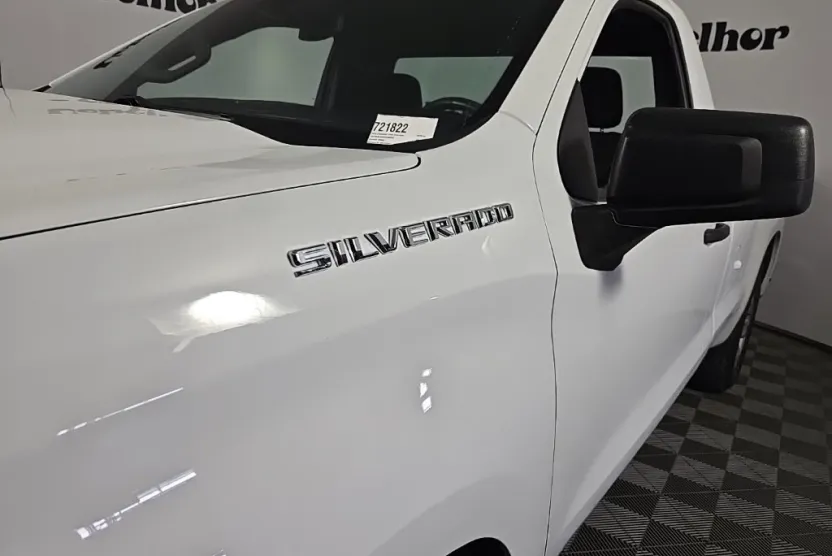 2024 Chevrolet Silverado 1500 photo 1