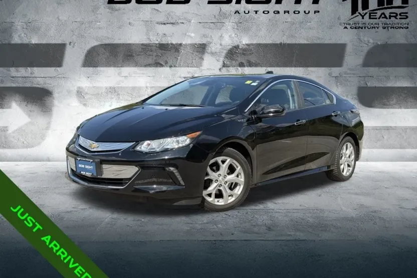 2017 Chevrolet Volt Premier photo 1