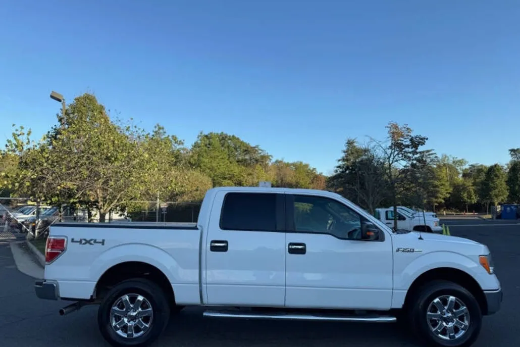 2013 Ford F-150 XLT photo 1