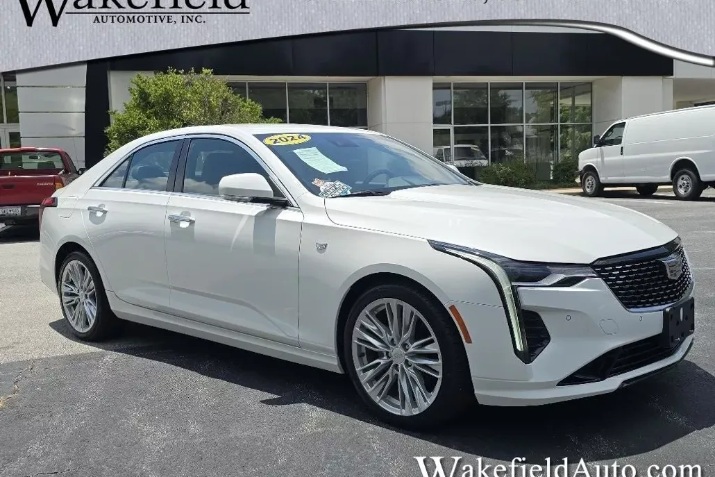 2024 Cadillac CT4 Premium Luxury photo 1