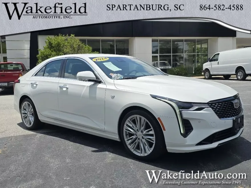 2024 Cadillac CT4 Premium Luxury photo 1