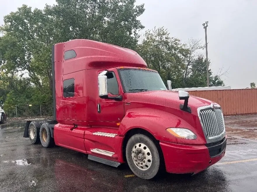 2019 International LT625 LT photo 1
