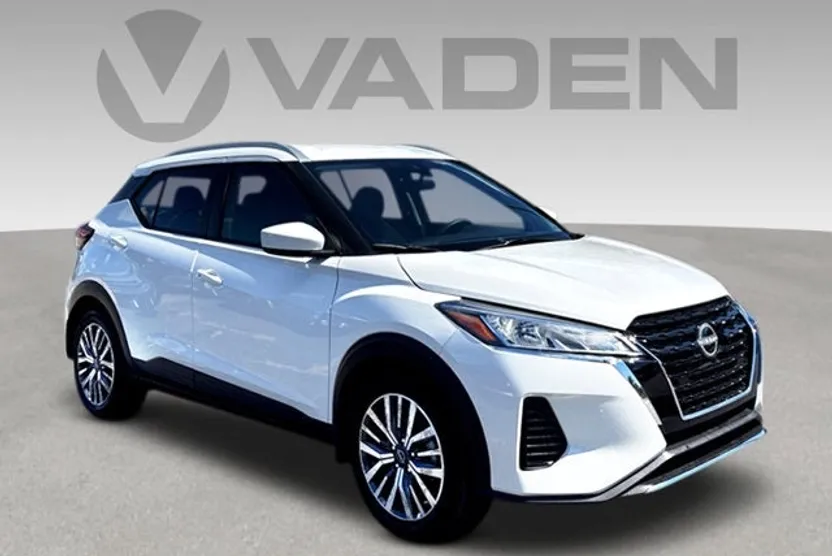 2024 Nissan Kicks SV photo 1