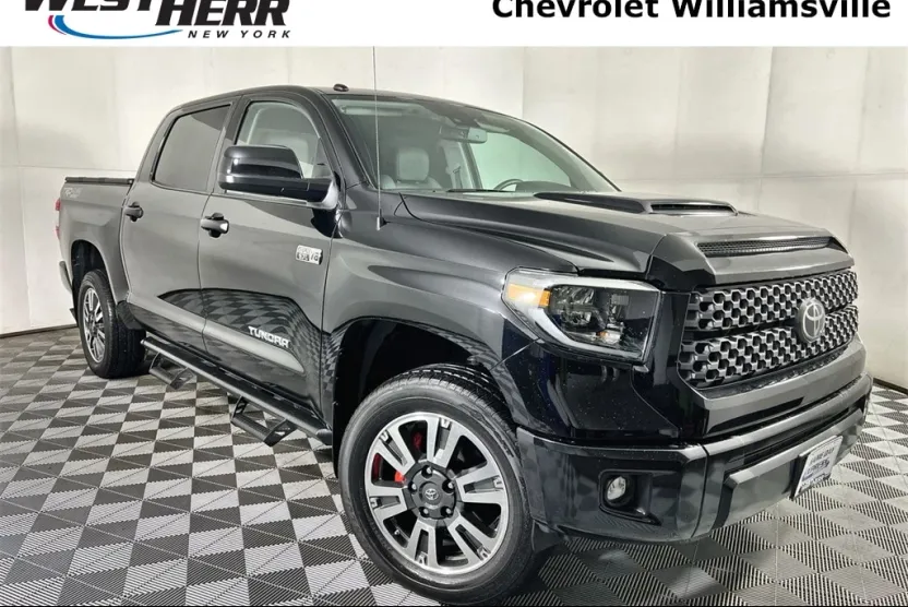 2019 Toyota Tundra SR5 CrewMax photo 1