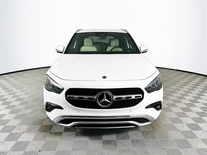 2026 Mercedes Benz GLA 250 photo 1