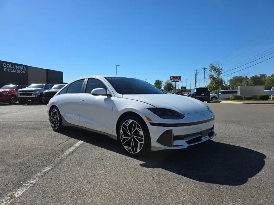 2025 Hyundai Ioniq 6 SEL photo 1