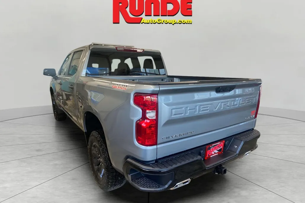 2025 Chevrolet Silverado 1500 Custom Trail Boss photo 1