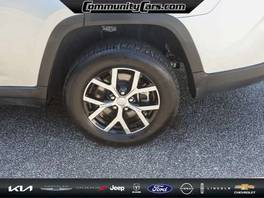 2024 Jeep Grand Cherokee Limited photo 1