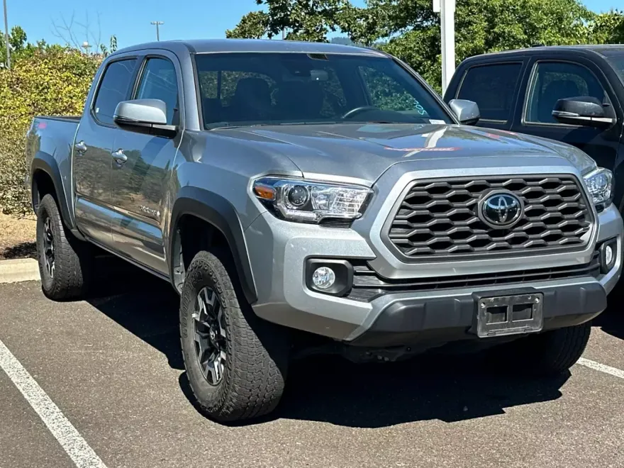 2023 Toyota Tacoma TRD Off-Road photo 1