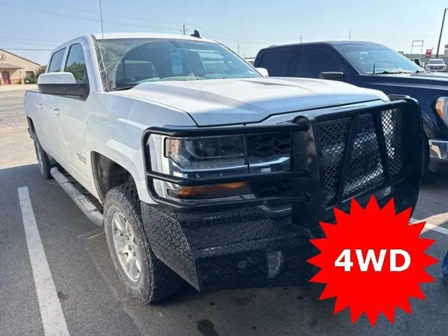 2018 Chevrolet Silverado 1500 LT photo 1