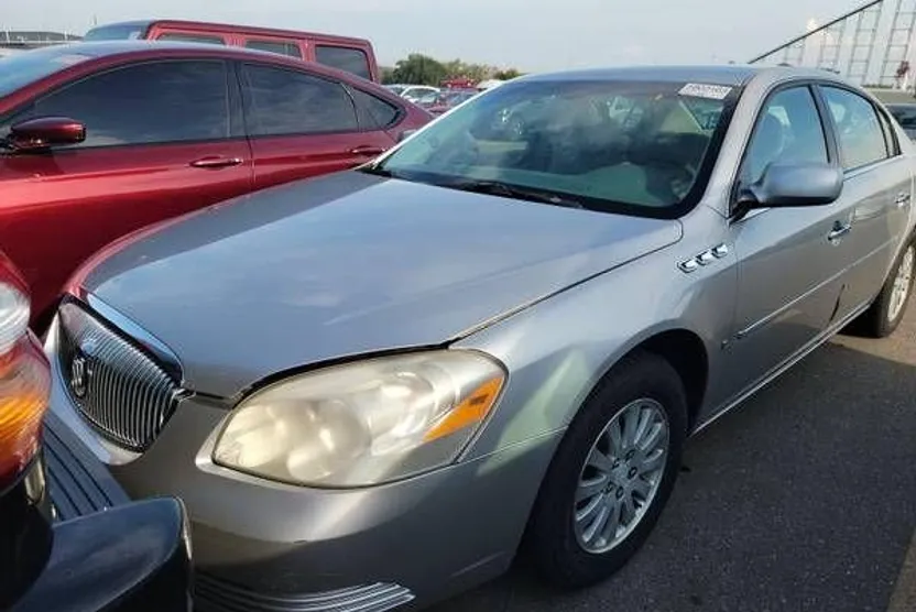 2007 Buick Lucerne CX photo 1