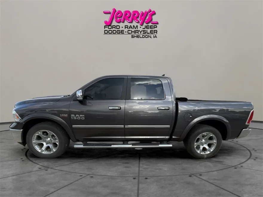 2017 Ram 1500 Laramie photo 1