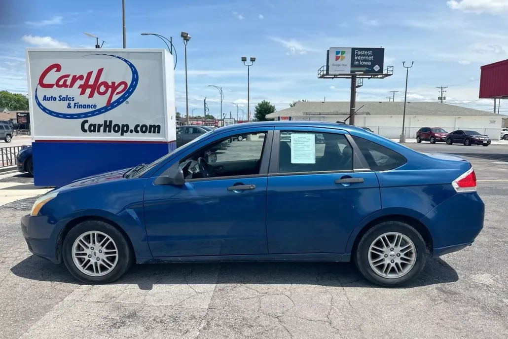 2009 Ford Focus SE photo 1
