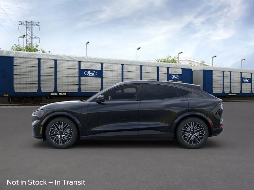 2025 Ford Mustang Mach-E Premium photo 3