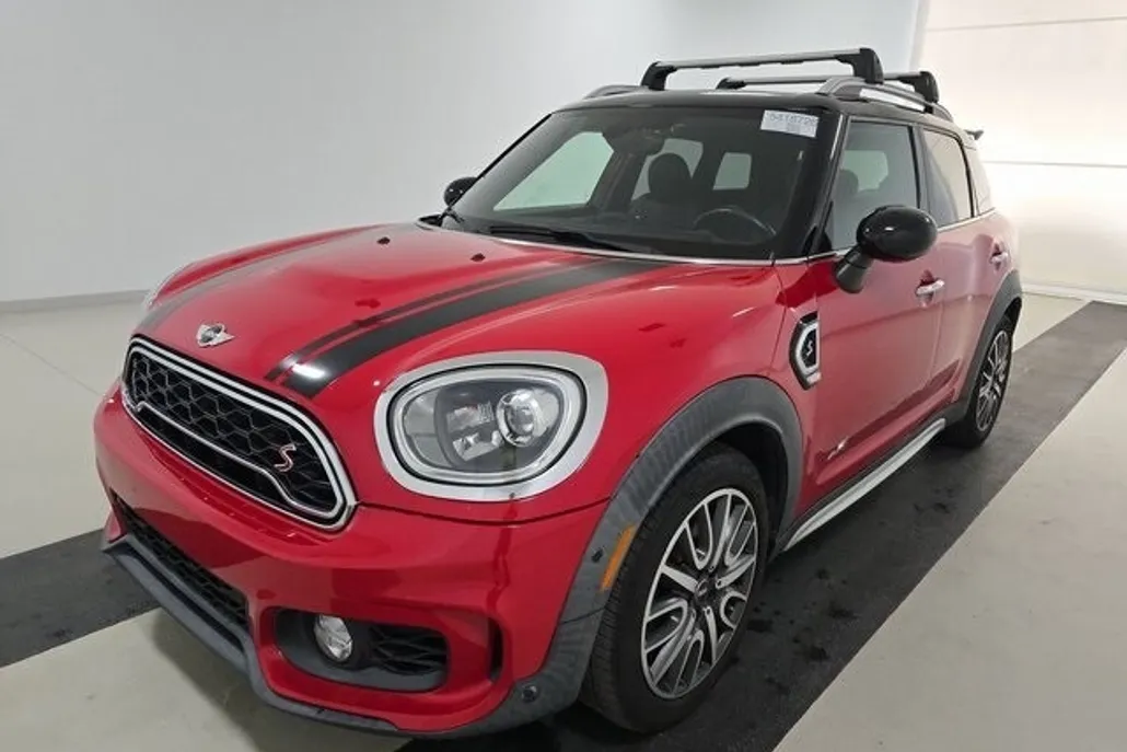 2018 Mini Cooper S ALL4 photo 1
