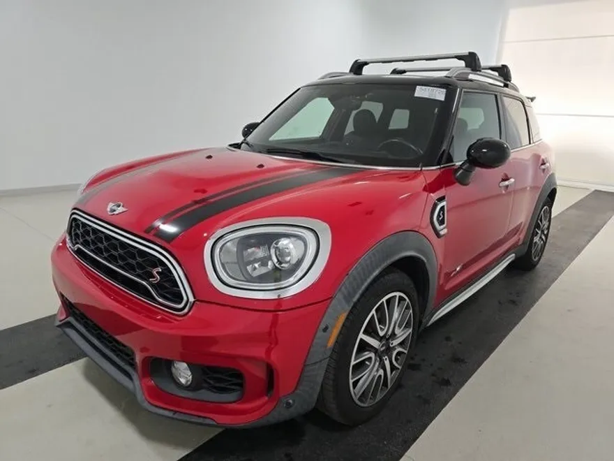 2018 Mini Cooper S ALL4 photo 1