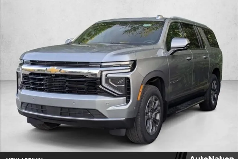 2025 Chevrolet Suburban LS photo 1