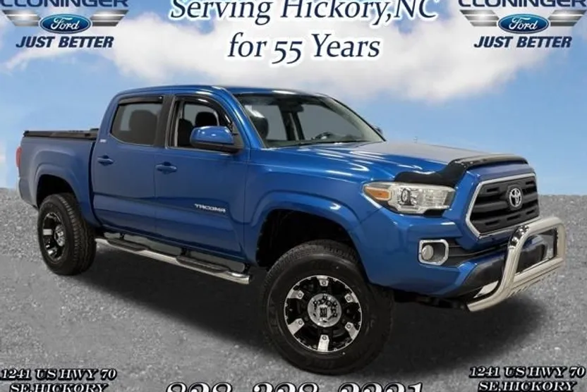 2016 Toyota Tacoma SR5 photo 1