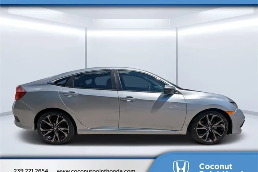 2021 Honda Civic Sport photo 1